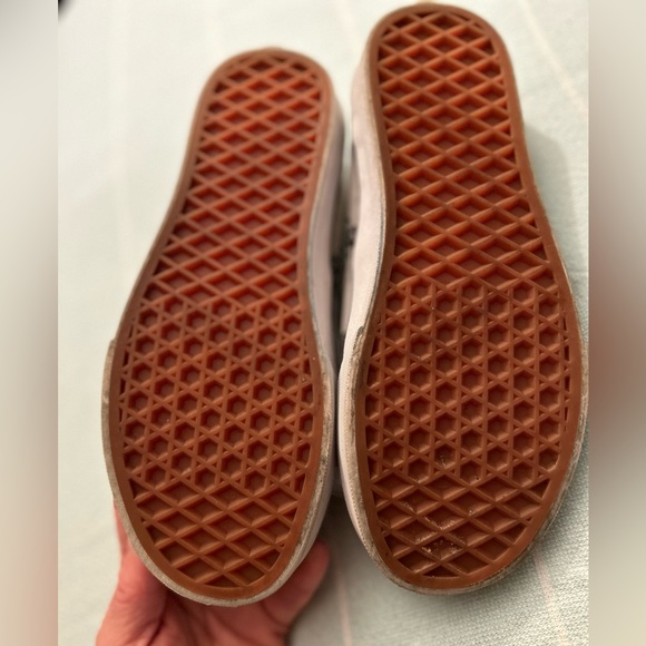 RARE - Super Cute VANS - slip-on white bandana with bow - Size 3.5Y - Women’s 5 - Picture 7 of 7